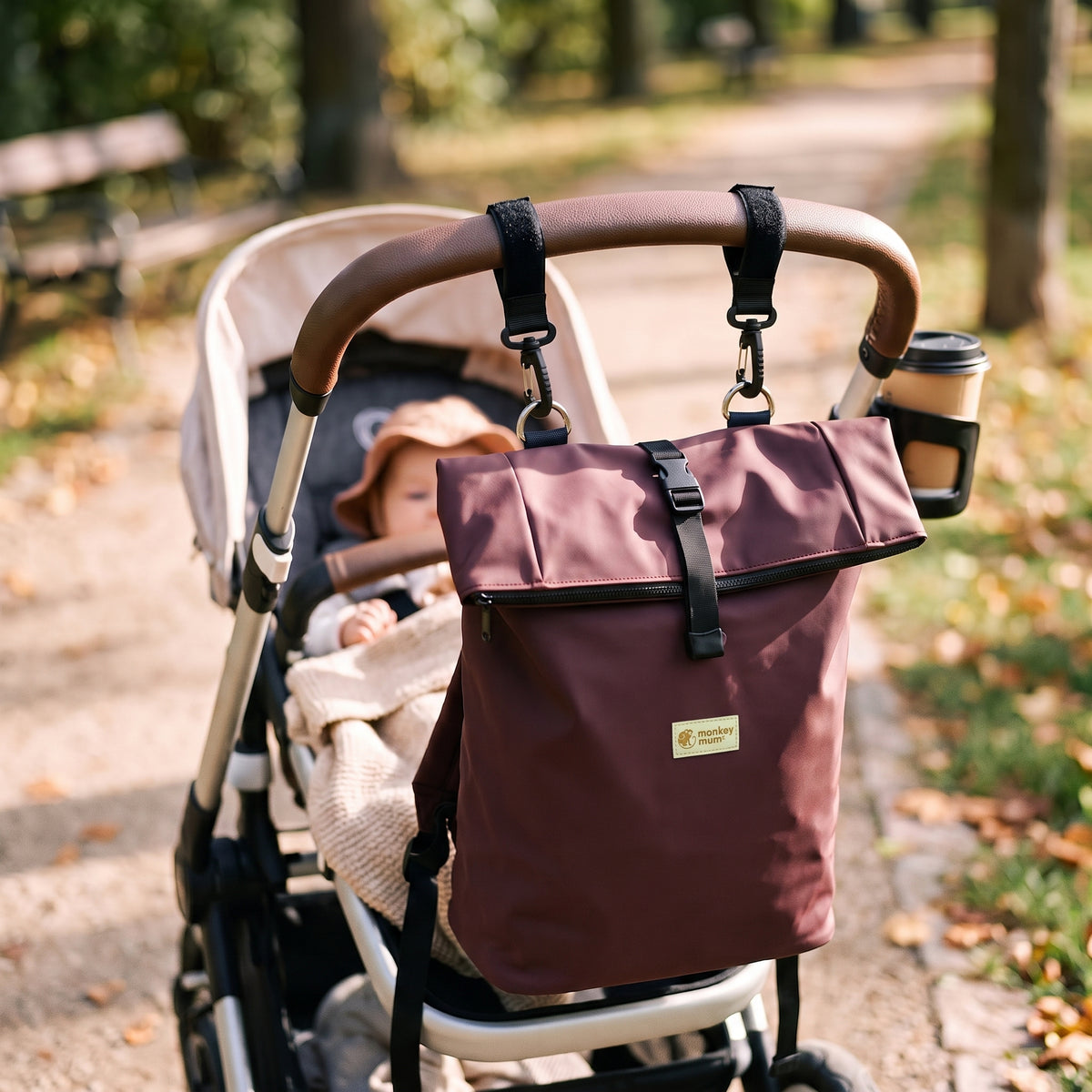 Monkey Mum® Softshell nahrbtnik za otroški voziček – Medvedja sled