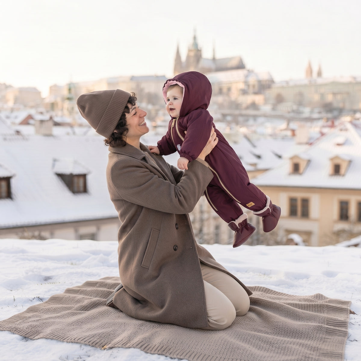 Monkey Mum® Otroški zimski softshell kombinezon s plišem - Vinsko rdeča Rdeča kapica - vel. 62/68, 74/80
