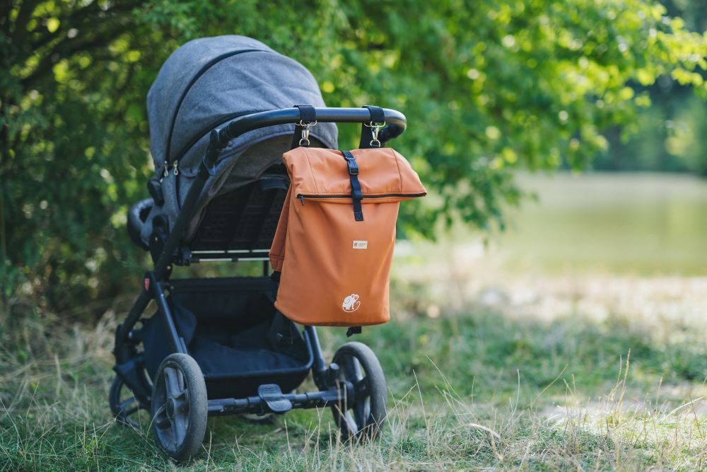 Monkey Mum® Integriran softshell nahrbtnik za nosilko Carrie - Nočno nebo